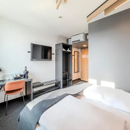 B&B Hotel Offenburg-Hbf Exterior photo